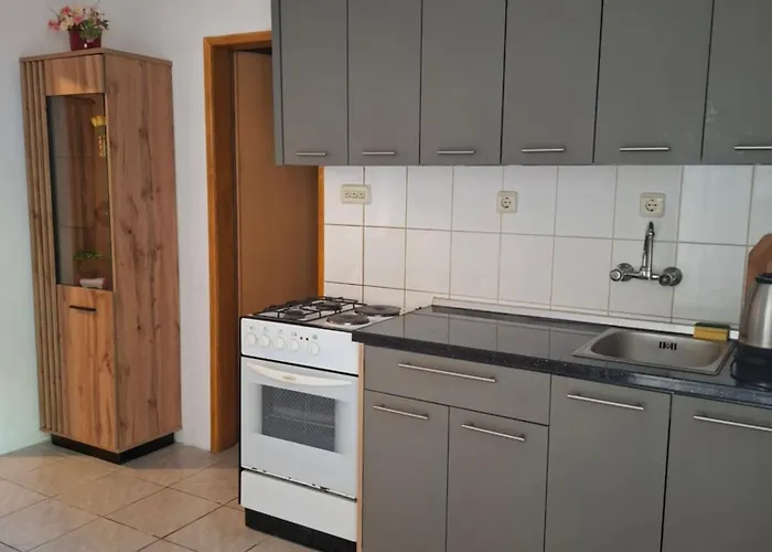 Marija Starigrad Paklenica