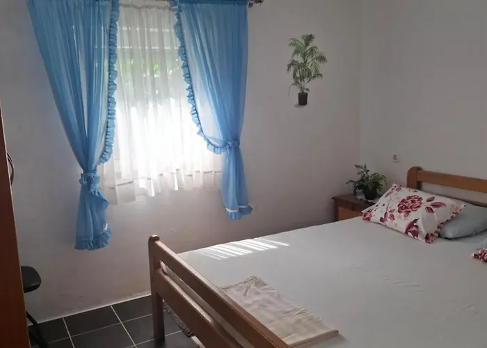 Marija Starigrad Paklenica